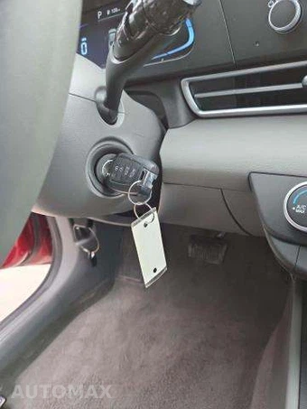 2024 Hyundai Elantra SE - miniatura 8