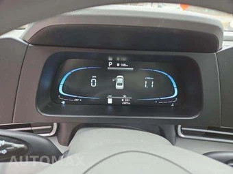 2024 Hyundai Elantra SE - miniatura 9