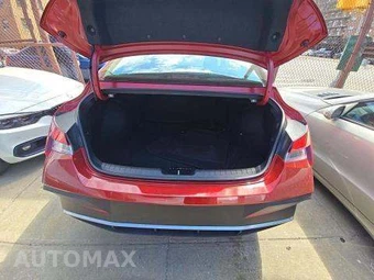 2024 Hyundai Elantra SE - miniatura 14