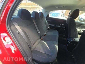 2024 Hyundai Elantra SE - miniatura 16