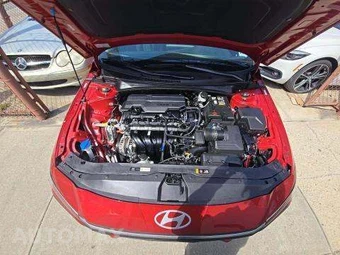 2024 Hyundai Elantra SE - miniatura 21