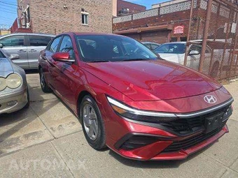 2024 Hyundai Elantra SE - miniatura 4