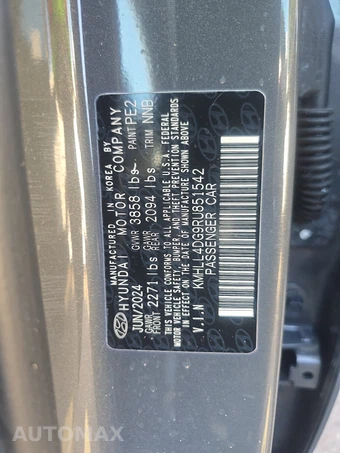 2024 Hyundai Elantra SE - miniatura 14