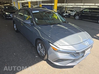 2024 Hyundai Elantra SE - miniatura 3