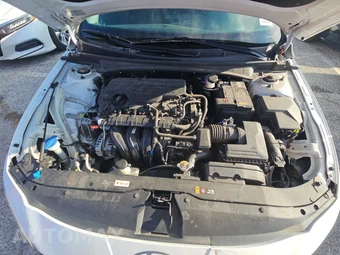 2024 Hyundai Elantra SEL – miniatura 15