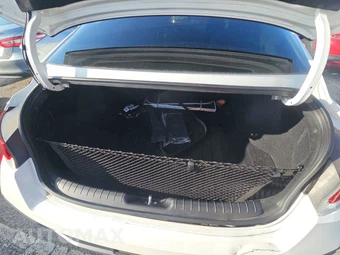 2024 Hyundai Elantra SEL – miniatura 16