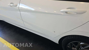 2024 Hyundai Elantra SEL – miniatura 32