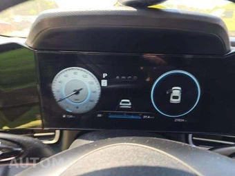 2024 Hyundai Elantra SEL - miniatura 9