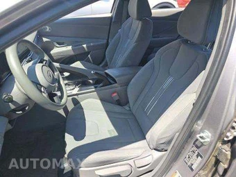 2024 Hyundai Elantra SEL - miniatura 6