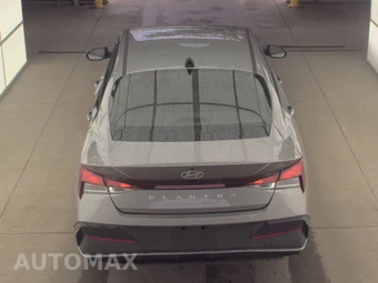 2024 Hyundai Elantra SEL – miniatura 5