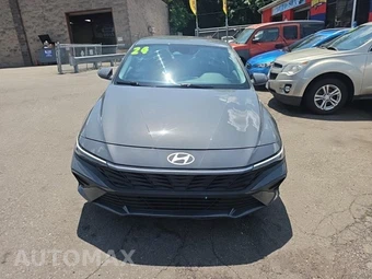 2024 Hyundai Elantra SEL - miniatura 2