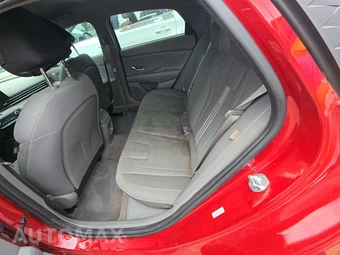 2024 Hyundai Elantra SEL - miniatura 13