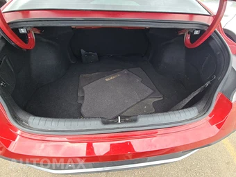 2024 Hyundai Elantra SEL - miniatura 16