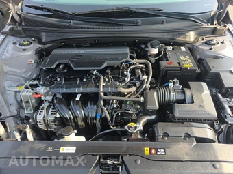 2024 Hyundai Elantra SEL - miniatura 15