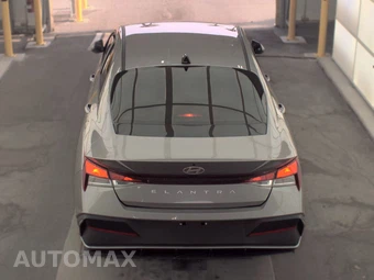 2024 Hyundai Elantra SEL - miniatura 5