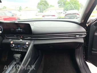 2024 Hyundai Elantra SEL - miniatura 19