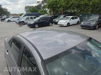 2024 Hyundai Elantra SEL - miniatura 12