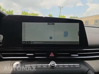 2024 Hyundai Elantra SEL - miniatura 23