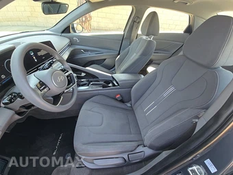 2024 Hyundai Elantra SEL - miniatura 7