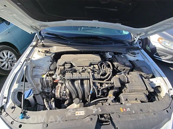 2024 Hyundai Elantra SEL - miniatura 15