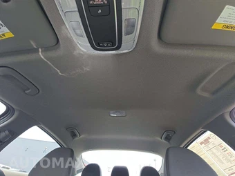 2024 Hyundai Elantra SEL - miniatura 11
