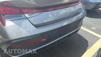 2024 Hyundai Elantra SEL - miniatura 30