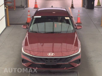 2024 Hyundai Elantra SEL - miniatura 2
