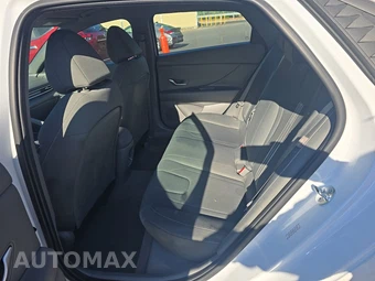 2024 Hyundai Elantra SEL - miniatura 13