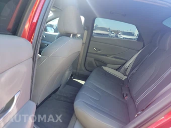 2024 Hyundai Elantra SEL – miniatura 13