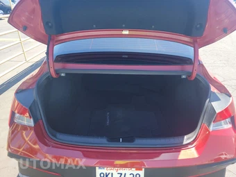 2024 Hyundai Elantra SEL – miniatura 16