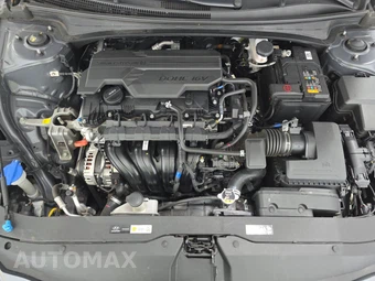 2024 Hyundai Elantra SEL - miniatura 15