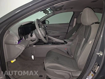 2024 Hyundai Elantra SEL - miniatura 7