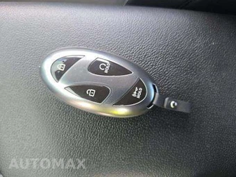 2024 Hyundai Elantra SEL - miniatura 9