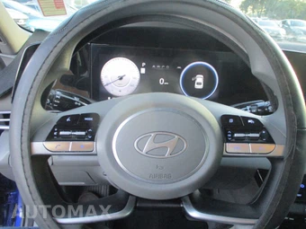 2024 Hyundai Elantra SEL - miniatura 15