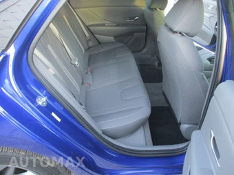 2024 Hyundai Elantra SEL - miniatura 18