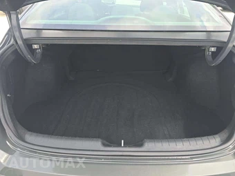 2024 Hyundai Elantra SEL - miniatura 11