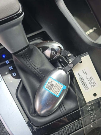 2024 Hyundai Elantra SEL - miniatura 5