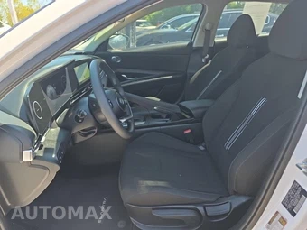 2024 Hyundai Elantra SEL - miniatura 13
