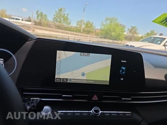 2024 Hyundai Elantra SEL - miniatura 24