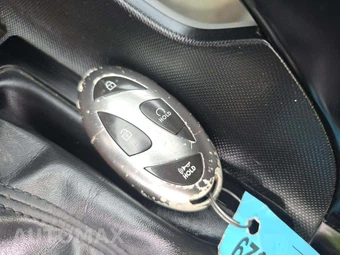 2024 Hyundai Elantra SEL - miniatura 5