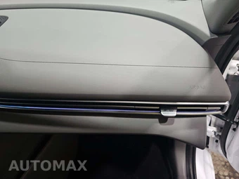 2024 Hyundai Elantra SEL - miniatura 19