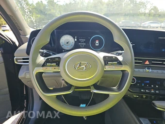 2024 Hyundai Elantra SEL - miniatura 10