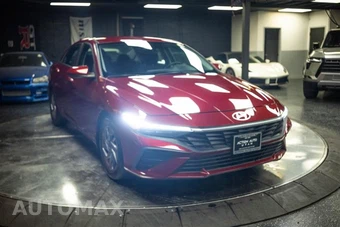 2024 Hyundai Elantra SEL - miniatura 5