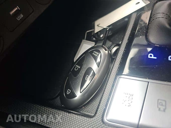 2024 Hyundai Elantra SEL - miniatura 5