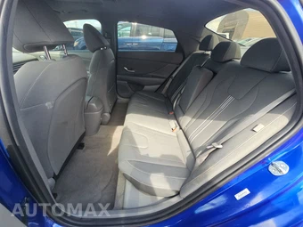 2024 Hyundai Elantra SEL – miniatura 13