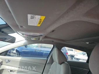 2024 Hyundai Elantra SEL – miniatura 18