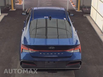 2024 Hyundai Elantra SEL – miniatura 5