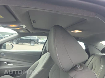 2024 Hyundai Elantra SEL - miniatura 18