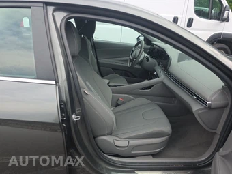 2024 Hyundai Elantra SEL - miniatura 8