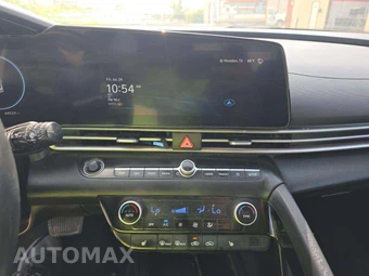 2024 Hyundai Elantra SEL - miniatura 7